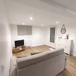 Moderne 4 Pers Max Proche Paris Апартаменты Fontenay-les-Briis